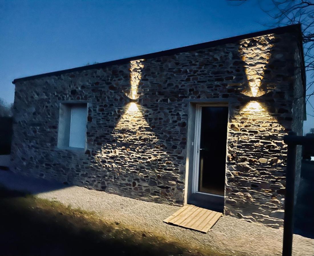 Maison En Pierres Au Calme Pres D'Ancenis Mésanger Exterior photo