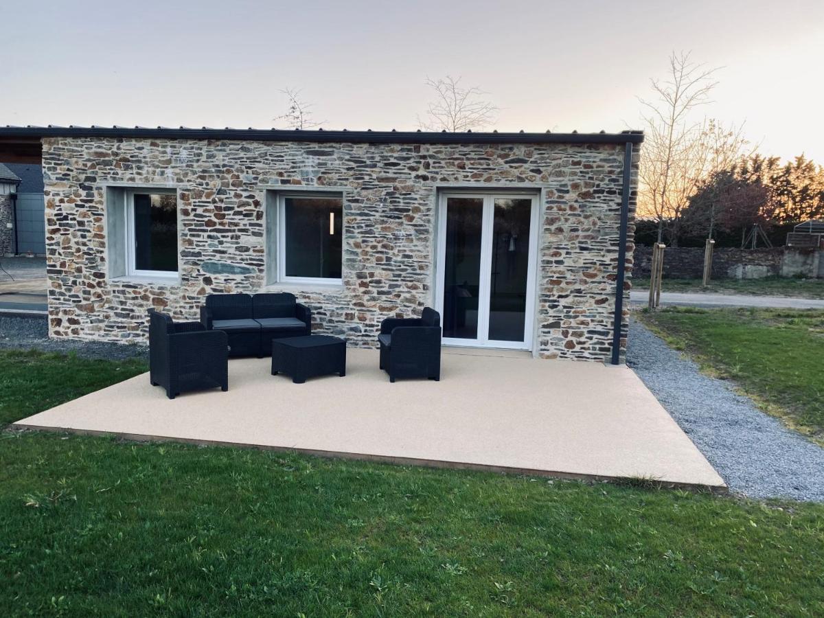 Maison En Pierres Au Calme Pres D'Ancenis Mésanger Exterior photo
